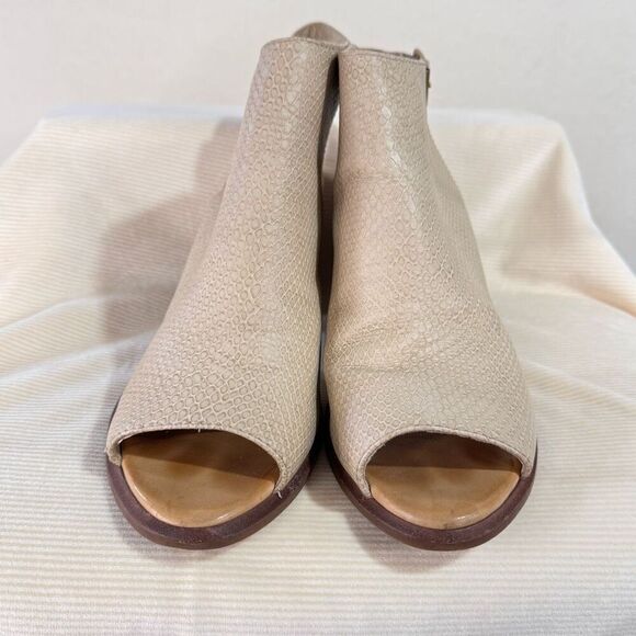 UGG Audrey Exotic embossed leather snake skin sandals open toe block heel sz 9.5 - Picture 2 of 9